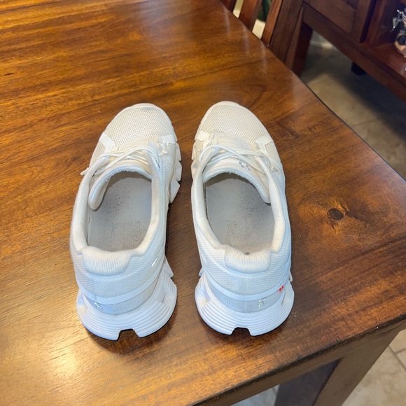 On Cloud. White. Women. Size 7.5. Used. - Picture 6 of 8